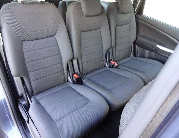Ford S-MAX 28
