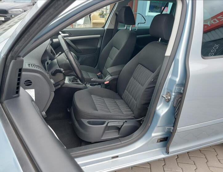 Škoda Octavia 15