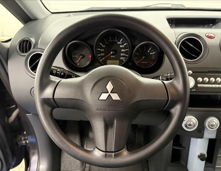 Mitsubishi Colt 12