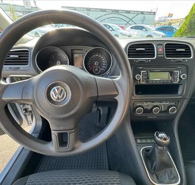 Volkswagen Golf 13