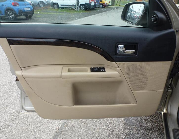 Ford Mondeo 12