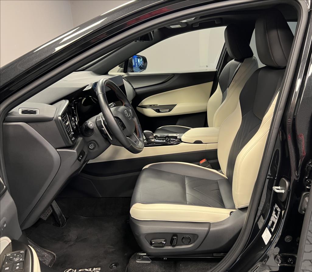 Lexus NX 450h plus