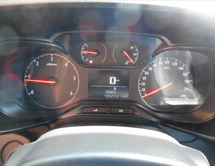 Opel Combo 11