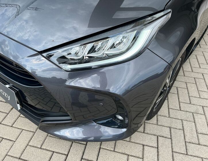 Toyota Yaris 10