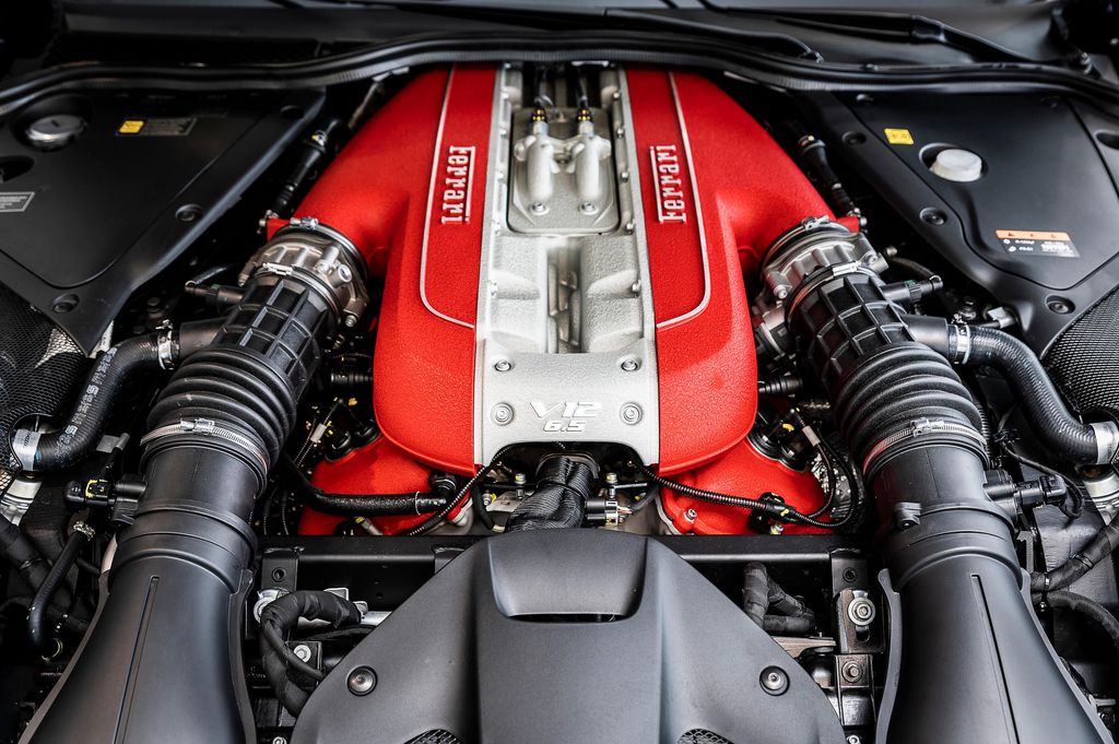 Ferrari 812