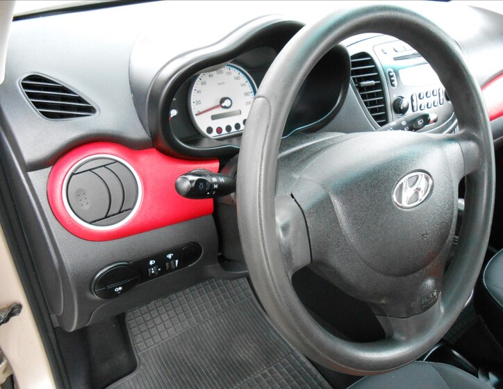 Hyundai i10 13