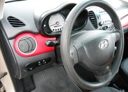 Hyundai i10 13