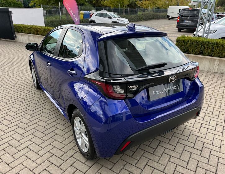 Toyota Yaris 4