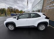 Toyota Yaris Cross 4