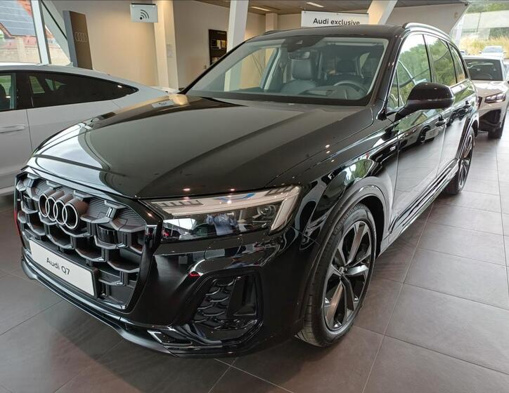 Audi Q7 1