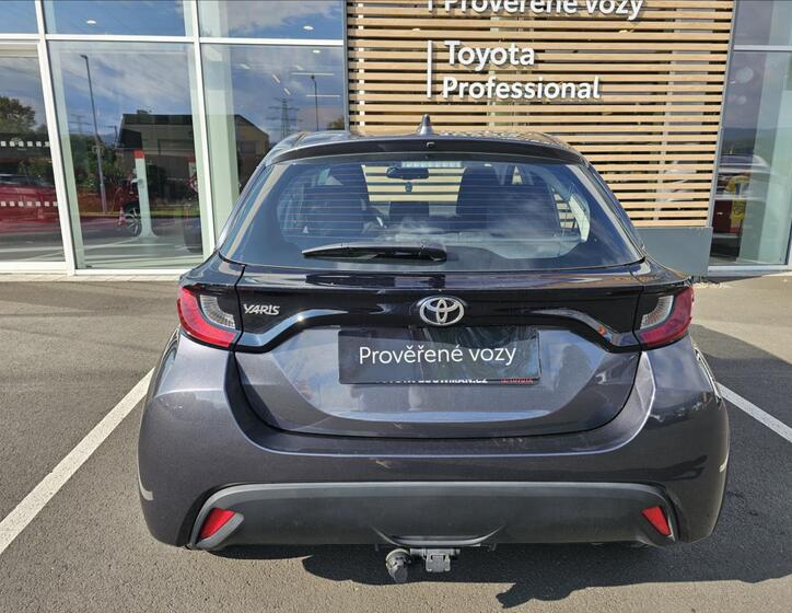 Toyota Yaris 14