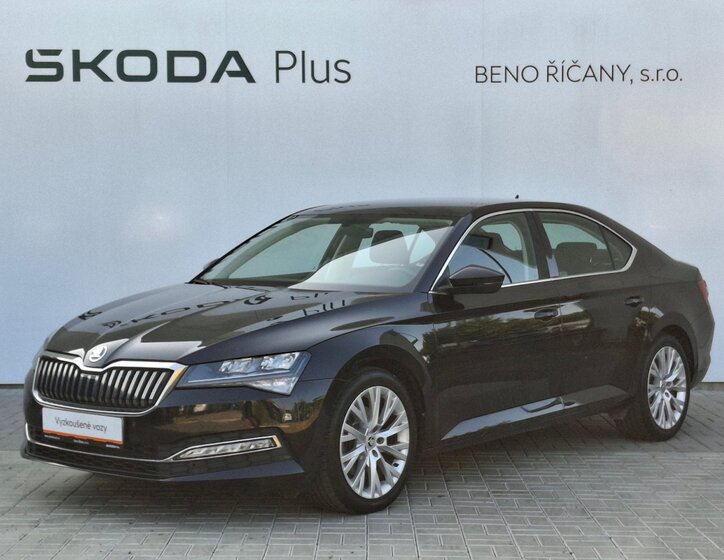 Škoda Superb 1
