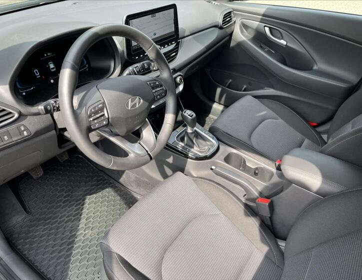 Hyundai i30 11
