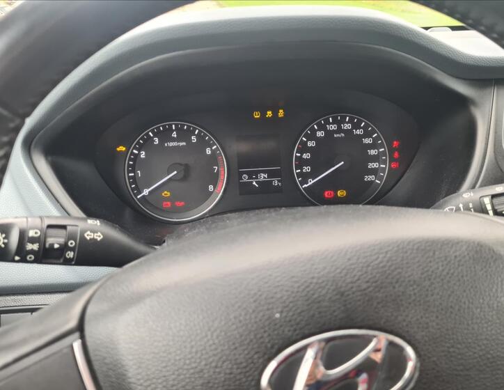 Hyundai i20 5