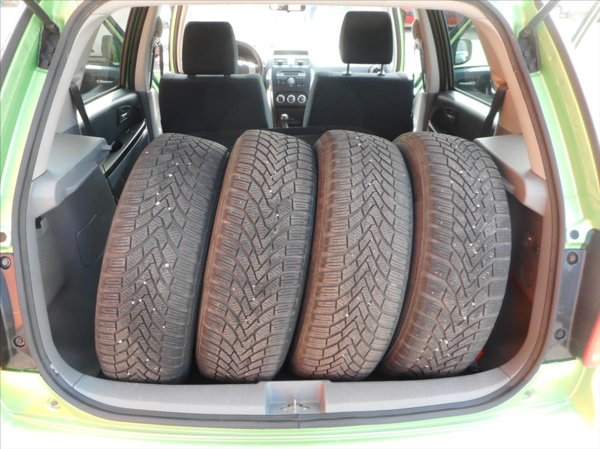 Suzuki SX4