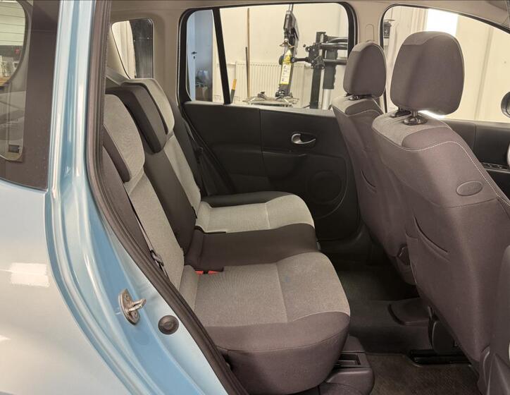 Renault Modus 11