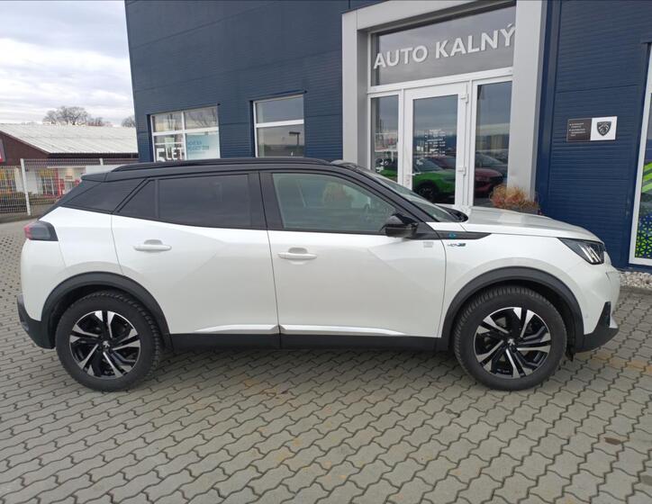 Peugeot 2008 9