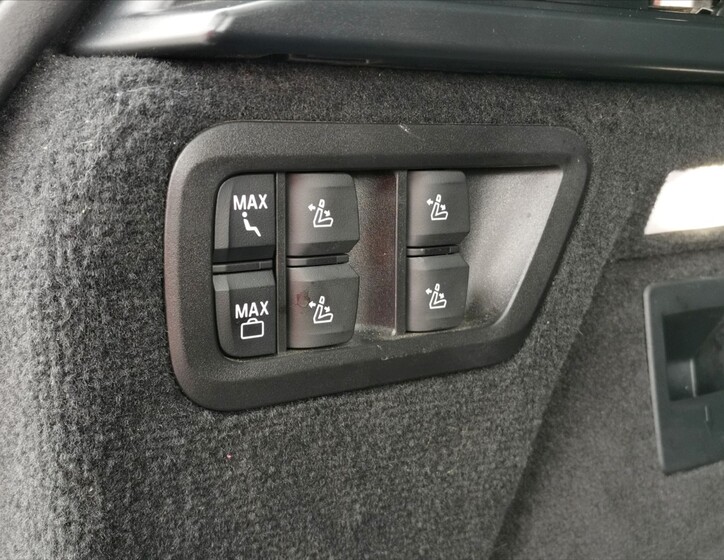 BMW X7 39