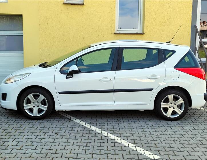 Peugeot 207 6