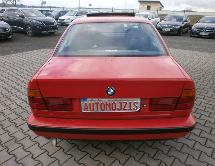 BMW Řada 5 9