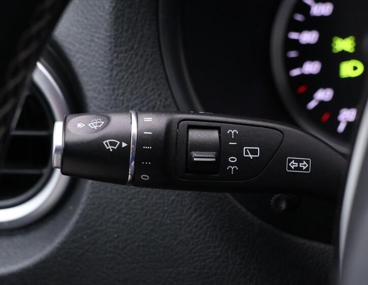 Mercedes-Benz Vito 23