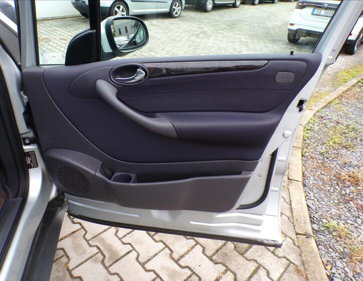 Mercedes-Benz Třídy A 27