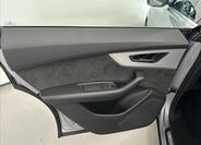 Audi SQ8 27