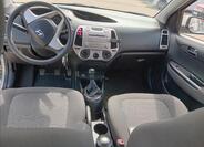Hyundai i20 8