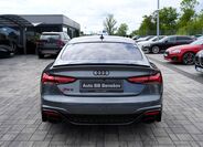 Audi RS5 5