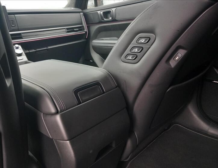 Hyundai Santa Fe 22