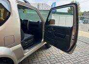 Suzuki Jimny 20