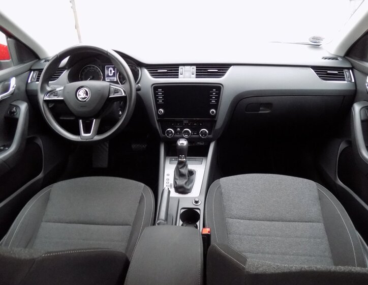 Škoda Octavia 21