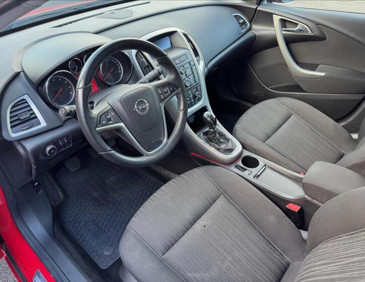 Opel Astra 12