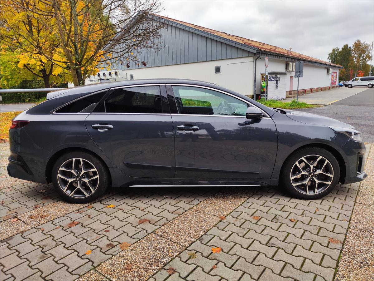 KIA ProCeed
