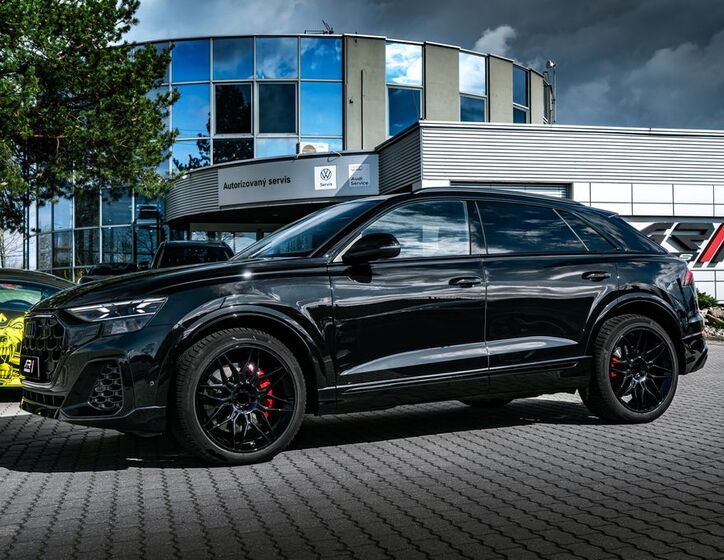 Audi SQ8 25
