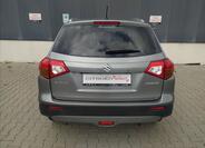 Suzuki Vitara 5