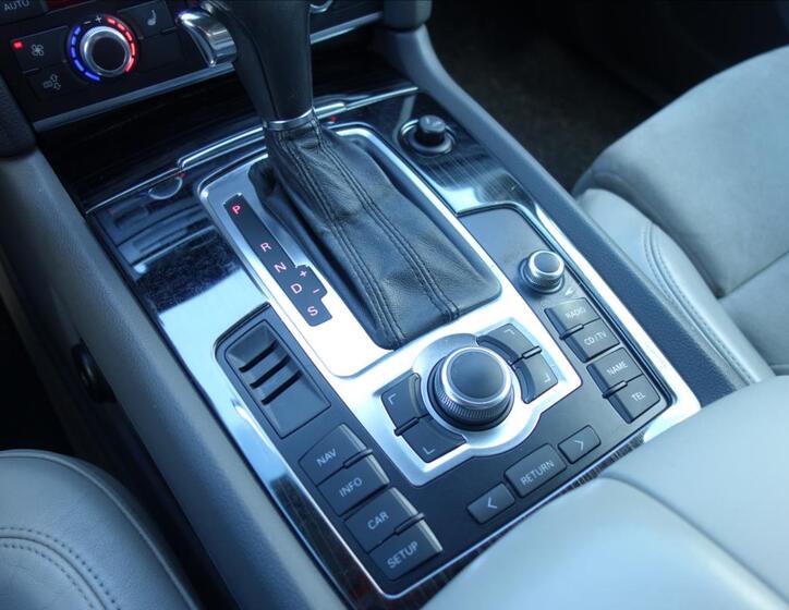 Audi Q7 28