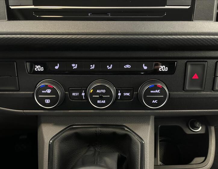 Volkswagen Caravelle 14