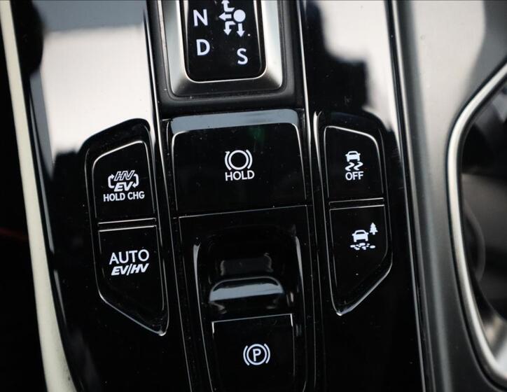 Lexus NX 450h+ 30