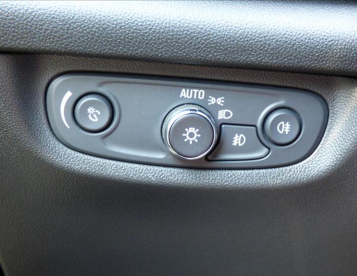 Opel Insignia 15
