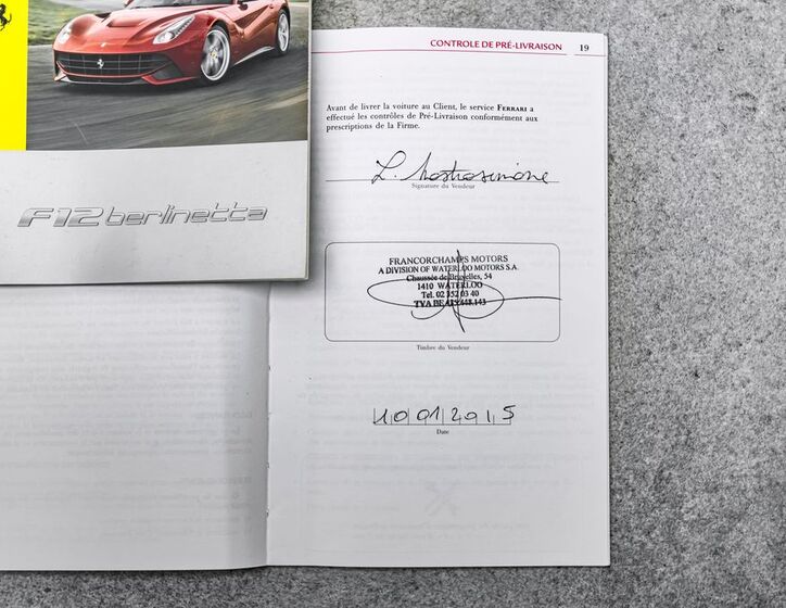 Ferrari F12 Berlinetta 31