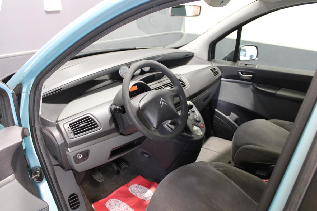Citroën C8