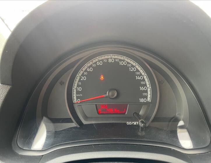 Volkswagen up! 12