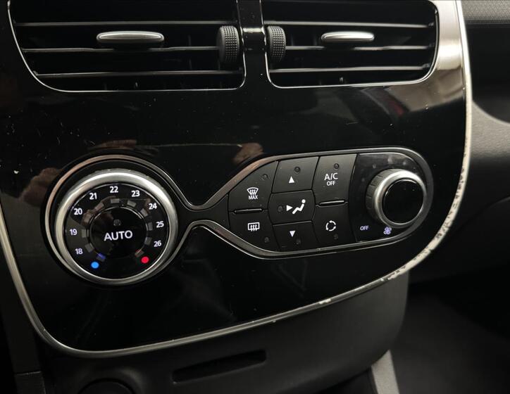 Renault Clio 18