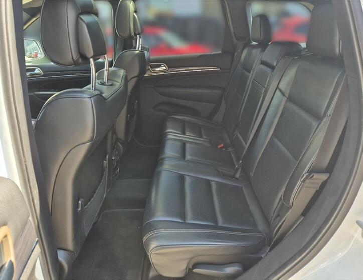 Jeep Grand Cherokee 10