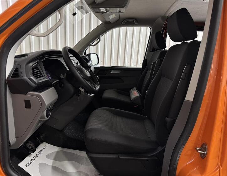 Volkswagen Transporter 21