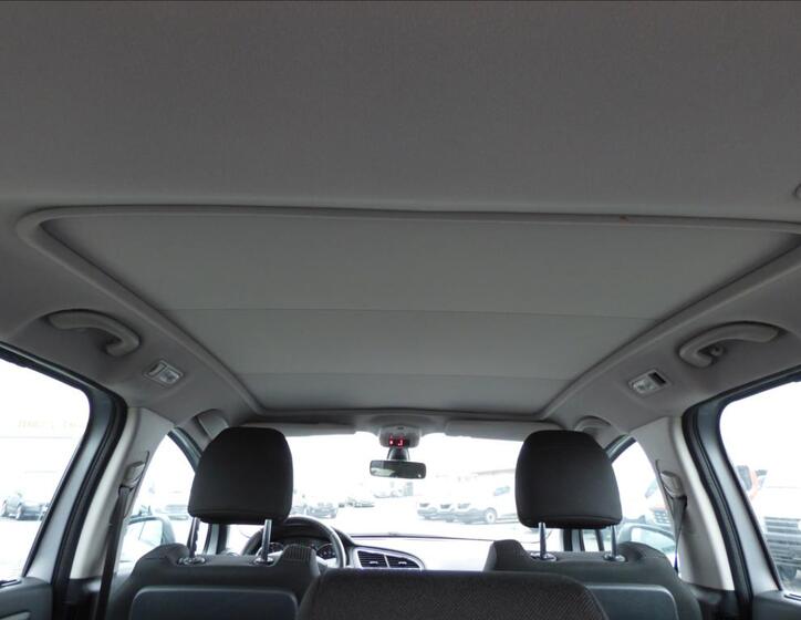 Peugeot 5008 30