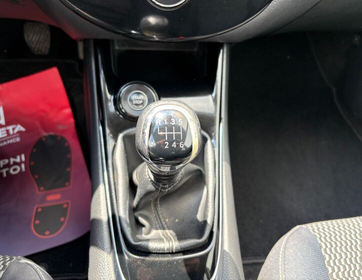Nissan Pulsar 12