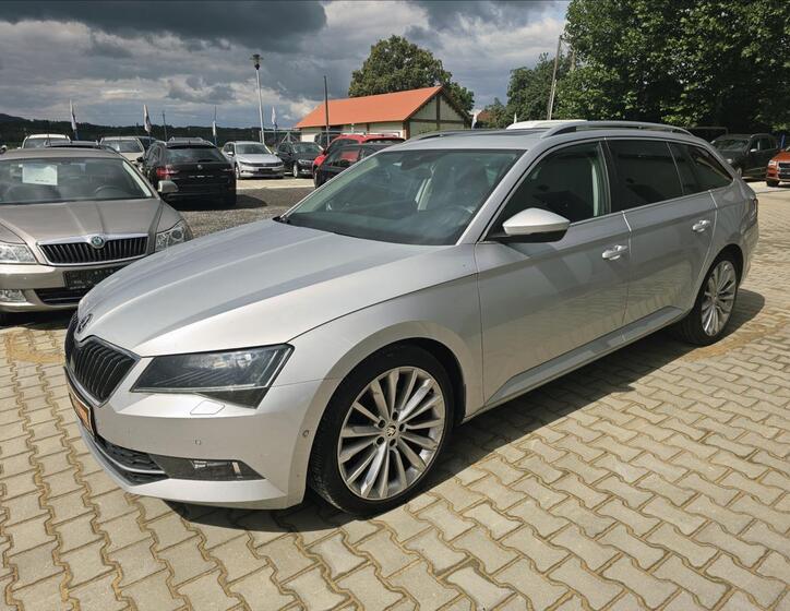 Škoda Superb 3