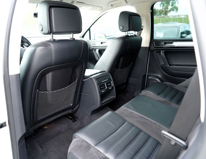 Volkswagen Touareg 33